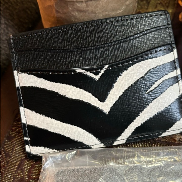 Authentic KATE SPADE Saffiano leather slim zebra stripes card case - Picture 2 of 9